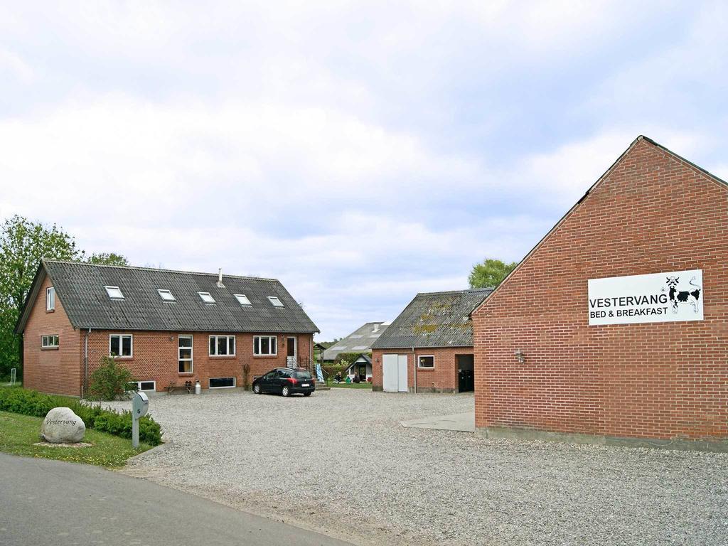 Vestervang Bed & Breakfast Vildbjerg Bagian luar foto
